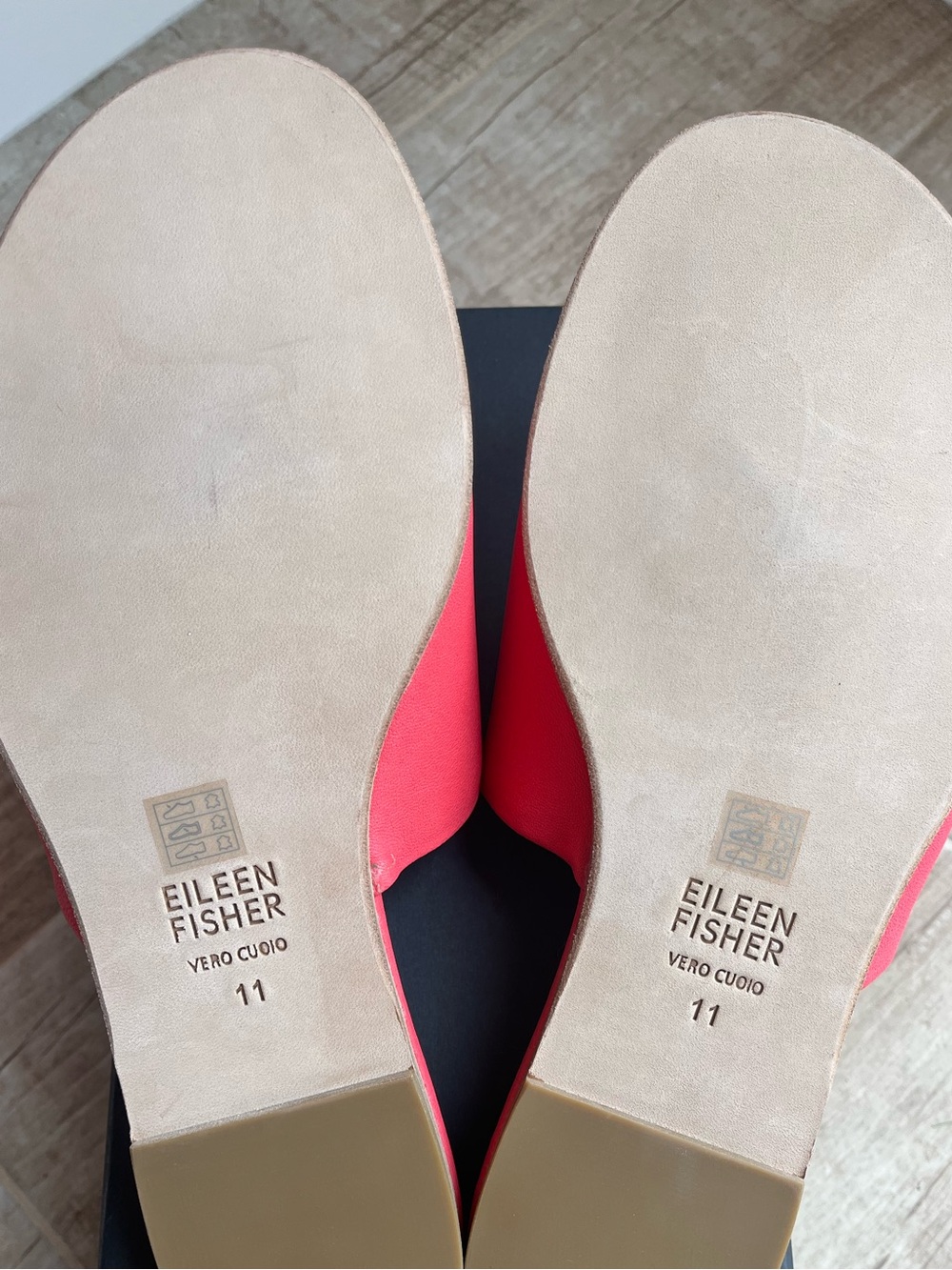 Eileen Fisher Edge Tumbled Leather Slide Sandals Watermelon Size 11 NIB - Picture 4 of 4